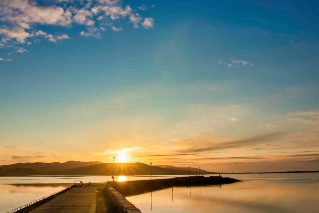 Mcbride'S Bungalow, Chapel Road Dungloe 도니골 외부 사진