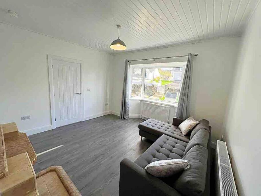 Mcbride'S Bungalow, Chapel Road Dungloe 도니골 외부 사진
